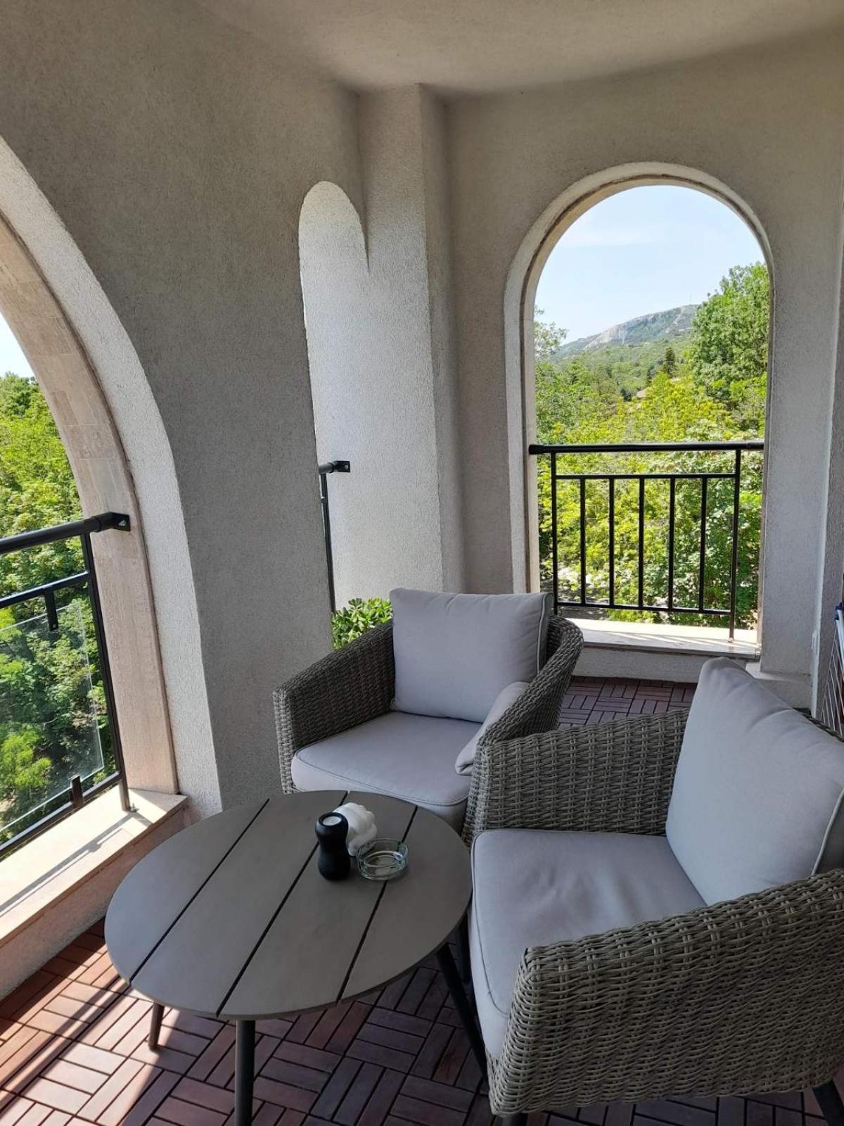 Queen'S Garden Balchik Apartment Buitenkant foto