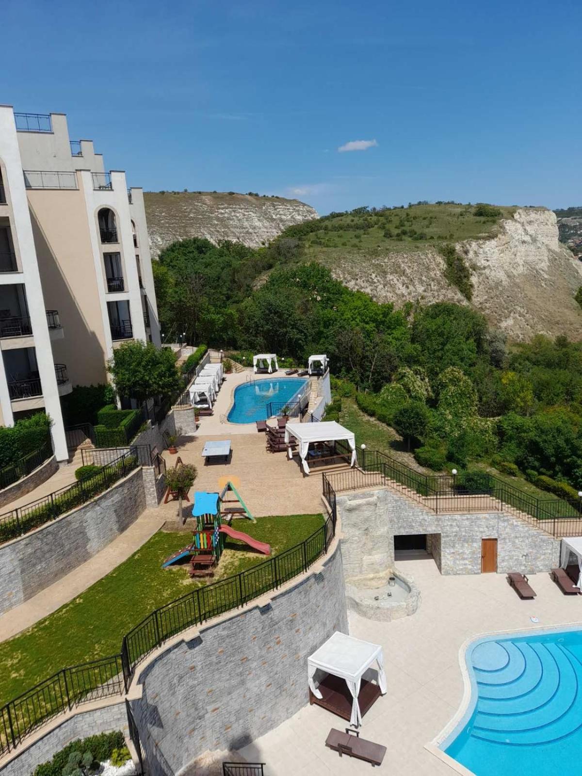 Queen'S Garden Balchik Apartment Buitenkant foto